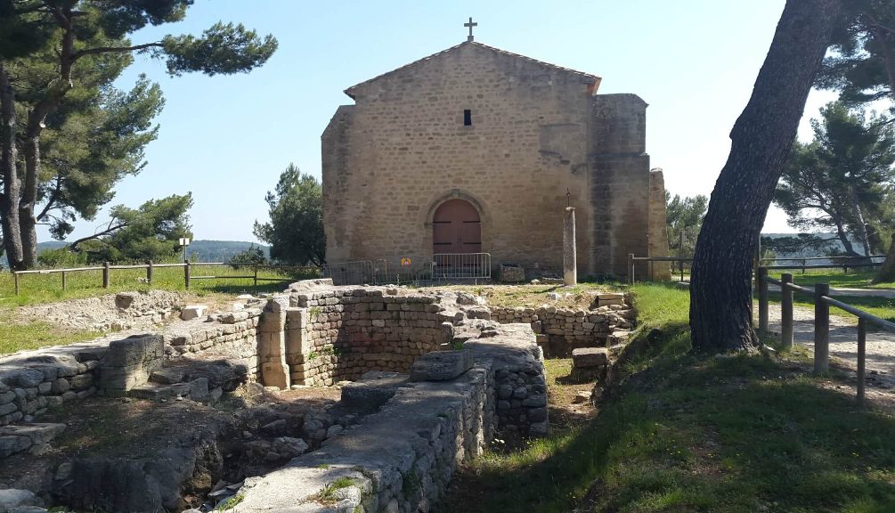 Chapelle de Saint-Mitre-les-Remparts